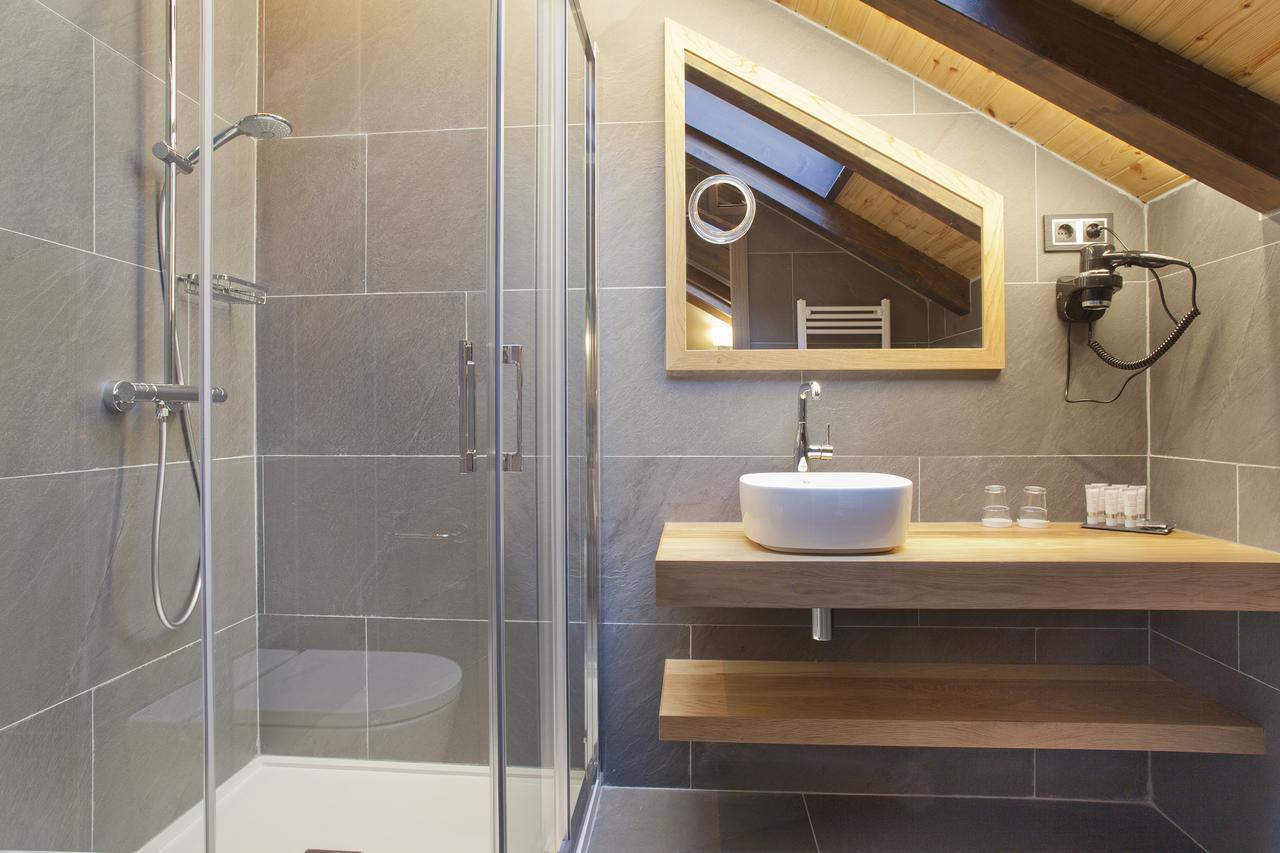Hotel Boutique La Neu Benasque Bagian luar foto
