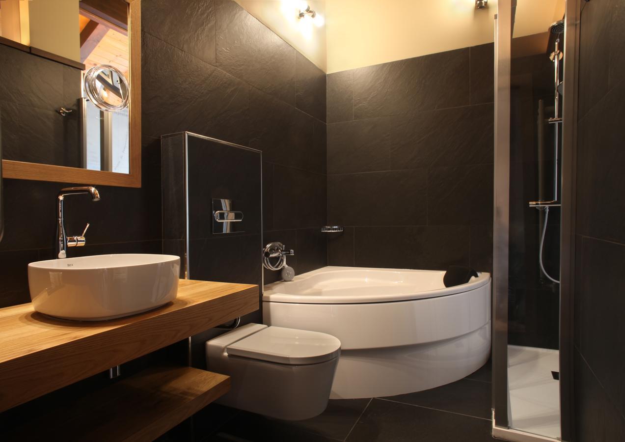 Hotel Boutique La Neu Benasque Bagian luar foto